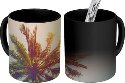 Magische Mok - Foto op Warmte Mokken - Koffiemok - Palmboom - Zomer - Tropisch - Zon - Magic Mok - Beker - 350 ML - Theemok