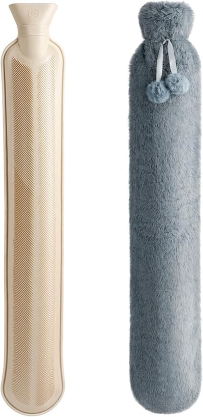 Warmwaterkruik - Extra Lange kruik met hoes - Fleece hoes grijs - Verlicht Nek, Schouder & Buikpijn - 2.5 L - cadeau voor vrouw, vriendin en verjaardag - kerst cadeautje - Grijs