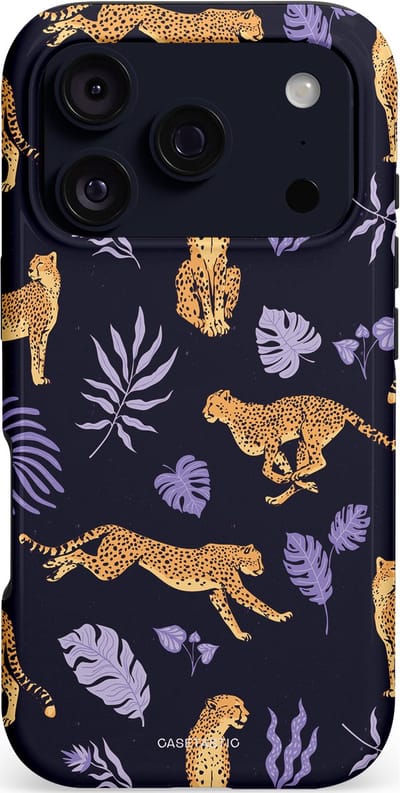 Casetastic hoesje geschikt voor Apple iPhone 17 Pro - MagSafe - Dubbellaagse bescherming - Cheetah charisma - Fashion Case - Donkerblauw Lavendel Taupe Perzik