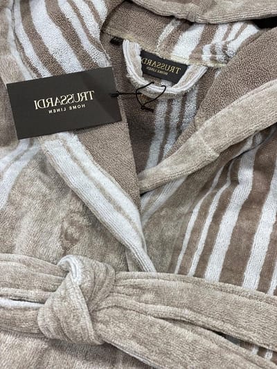 Badjas met capuchon - Donsjas badjas - Ontspannen thuis - Jacquard badstof - 410 g/m² - Zandkleurig