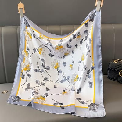 Luxe Ontwerp 70*70cm Paardenprint Zijden Vierkante Sjaal Dames Zacht Satijnen Haarband Neckerchief Kantoor Hijab Hoofdband Foulard Cadeau yellow