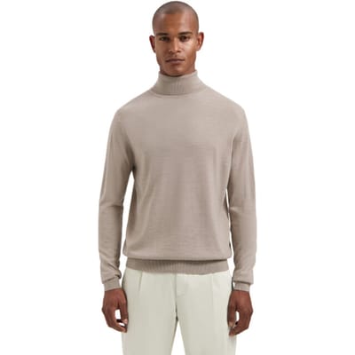 Dstrezzed Destin turtleneck
