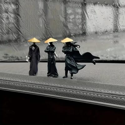 3-delige Mini Samurai Beeldjes Set - Perfect voor Auto Dashboard Bureau Decoratie