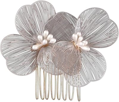Elegante Haaraccessoires met Bloemen - Haarspelden, Haarclips en Zijkammen voor Bruidskapsels en Feestjes