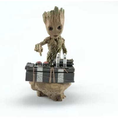 25cm 1:1 Gardiens de la Galaxie Groot Figurines d'Action Mignon Petit Arbre Statues Mobiles Modèle Poupée Ornements de Collection Cadeaux gray