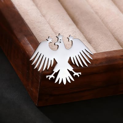 Punk Adelaar Broche Voor Vrouwen Mannen Roestvrij Staal Dieren Embleem Geometrische Broche Pin Feest Hypoallergene Sieraden Cadeau white