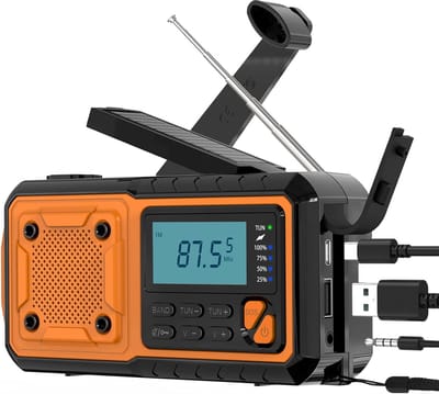 Noodradio - Radio op batterijen - Oplaadbare radio - Oplaadbaar via batterij, zon, USB en opwinden - Powerbank - Zaklamp - AM/FM - Zakradio - USB C kabel - Emergency radio - Survival radio - Ideaal voor in je noodrugzak!