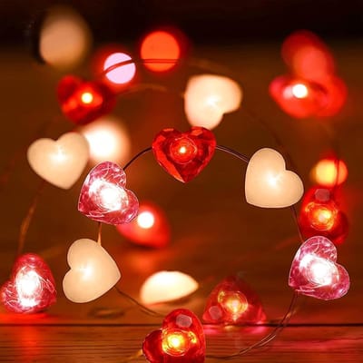 Verlichting voor Valentijnsdag: Hartvormige Sfeerverlichting in Roze en Wit voor Romantische Decoratie