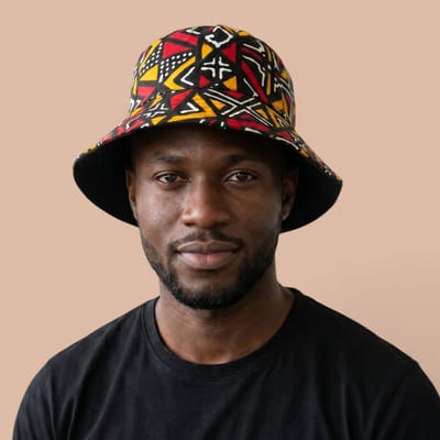 Bucket hat / Vissershoedje met Afrikaanse print - Rood Bogolan Geometry - Kinderen & Volwassenen (Unisex) - M