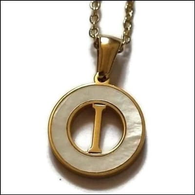 Aramat Jewels | Halskettingen | Initiaal Ketting Goudkleur met Schelp Inlay 45cm - Personaliseerbaar | I | |1,5mm | Staal | Volwassenen | Verkleurd niet
