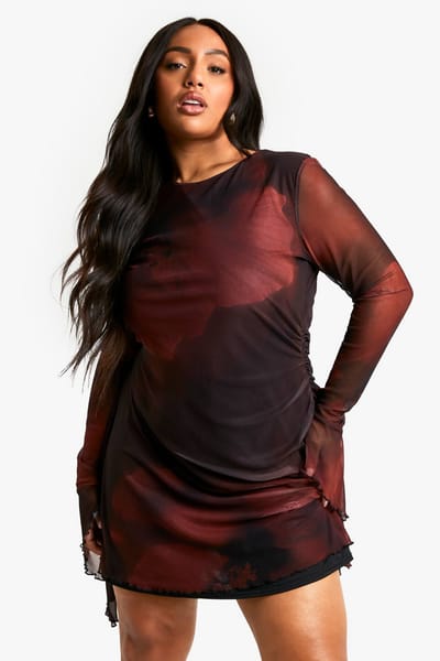 boohoo Dames Plus Blurred Floral Shiftjurk met Uitlopende Mouwen | Bordeaux Rood | Maat: 44