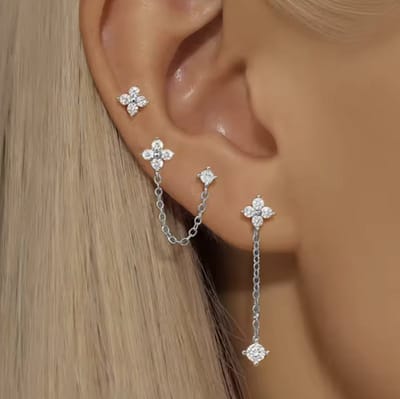 Zilveren Oorbellen - 3 Stuks - Kleur: Zilver - Hoge Kwaliteit - Luxe Oorbellen - RVS / Roestvrijstaal / Stainless Steel - Oorbellen Set - Inclusief Luxe Cadeau Verpakking - Oorhangers / Oorring / Oorsteker / Oorknop - Verkleurt Niet - Earrings
