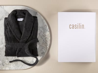Casilin - Badjas Cadeau voor Hem en Haar in Luxe Geschenkdoos - Voor dames en heren - Maat L - Fleece & Katoen - Absorberend - Zwart