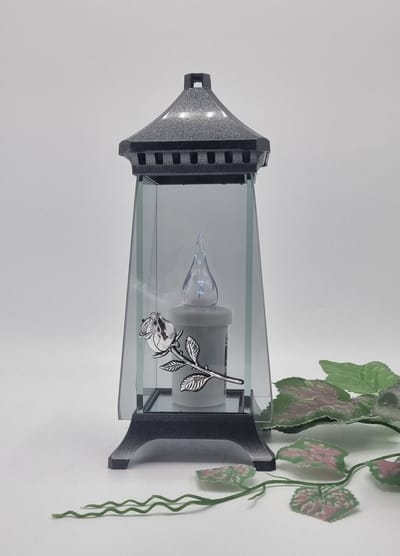 Herdenkingslicht - L-70t - Lantaren - Roosje - Zilver - Spiegel - Windlicht - Graflicht - Graflantaarn - Grafdecoratie