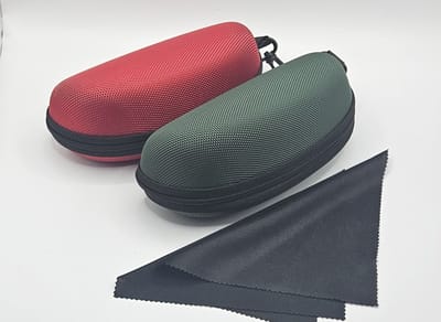 2 brillenkokers + 2 doekjes / rood donkergroen / brillendoos of zonnebril / cadeau / Zonnebril Koker / Étui à lunettes de lecture rigide en cuir Unisexe / Large Eyeglass Case for Sunglasses and glasses / Aland optiek / brillenetui met rits / groot