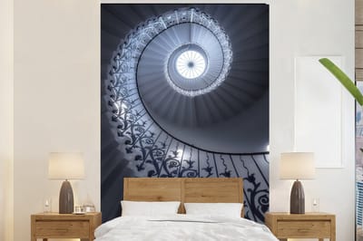 Behang - Fotobehang Architectuur - Trap - Spiraal - Breedte 200 cm x hoogte 300 cm