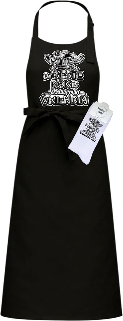 Keukenschort en sokken met tekst - Giftset - De beste kok is toevallig mijn Vriendin - Moederdag - Vaderdag - Zwart - Verstelbaar - Cadeau idee - Verjaardag - Cadeau dames en heren - Liefste Opa en Oma cadeau - Kerst cadeau - Grappig cadeau - Onesize