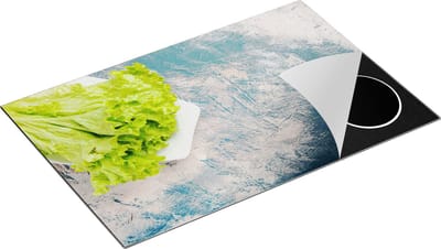 Chefcare Inductie Beschermer Groene Sla op een Blauwe Achtergrond - 80x50 cm - Afdekplaat Inductie - Kookplaat Beschermer - Inductie Mat