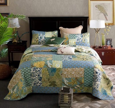 Unyqoos ® Charmante Patchwork Katoenen Sprei Set met Twee Bijpassende Kussens