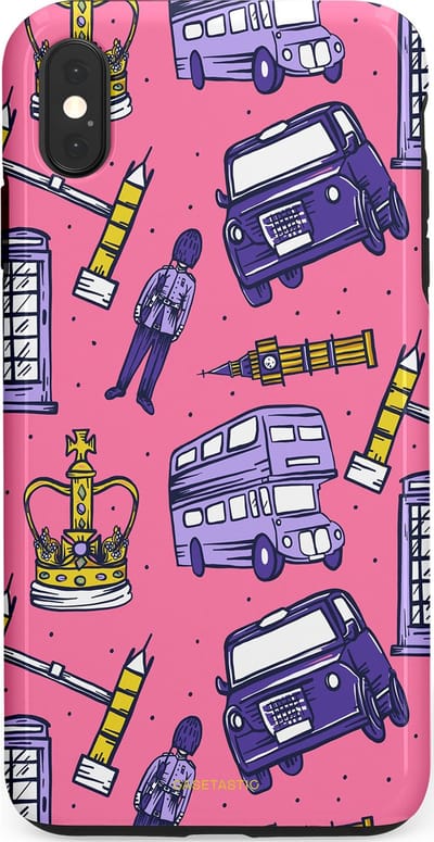Casetastic Hoesje Geschikt voor Apple iPhone Xs Max - Stijlvolle Beschermende Duo-layer Case - Brits London Roze Avontuur - Londen