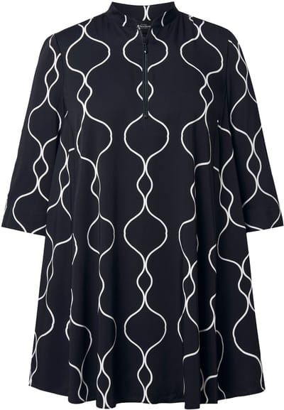 Ulla Popken - Dames - Satijnen blouse A-lijn opstaande kraag rits 3/4-mouwen - Zwart - Maat 42+