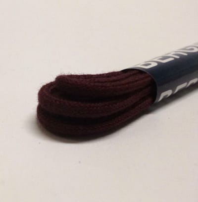 2.5 mm x 75 cm Dunne ronde veter Bordeaux Rood 8820