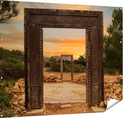 Gards Tuinposter Cale Llentia Deur Opening in Ibiza - 150x120 cm - Tuindoek - Tuindecoratie - Wanddecoratie buiten - Tuinschilderij