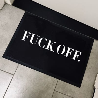 Deurmat met Tekst | cadeau voor stel | samenwonen cadeau | nieuw huis kado | Grappige deurmat | Deurmat binnen | Leuke deurmat | 60x40cm