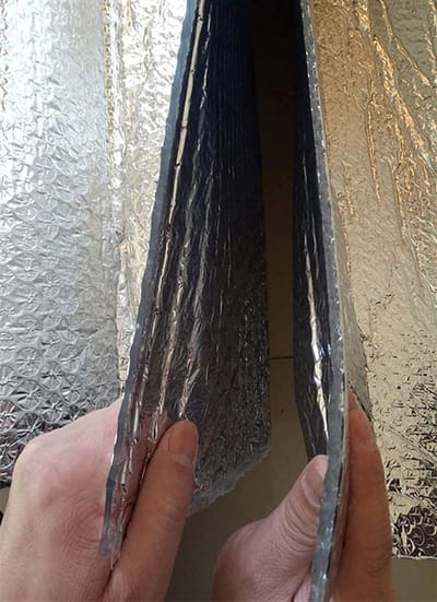 Isolatie Folie - Warmte Reflector - Energie Besparen - Zelfklevend Dubbellaags - 1 x 10 m - Aluminium