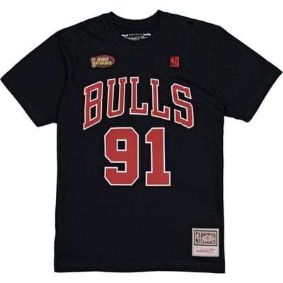 Mitchell And Ness Chicago Bulls Name & Number Dennis Rodman T-shirt Zwart