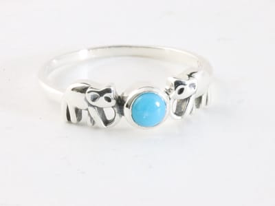 Fijne zilveren olifanten ring met blauwe Arizona turkoois - maat 16.5