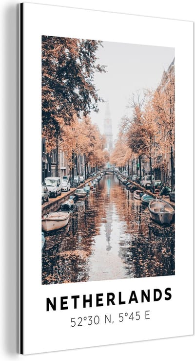 Wanddecoratie Metaal - Aluminium Schilderij Industrieel - Nederland - Kanaal - Herfst - 120x180 cm - Dibond - Foto op aluminium - Industriële muurdecoratie - Voor de woonkamer/slaapkamer