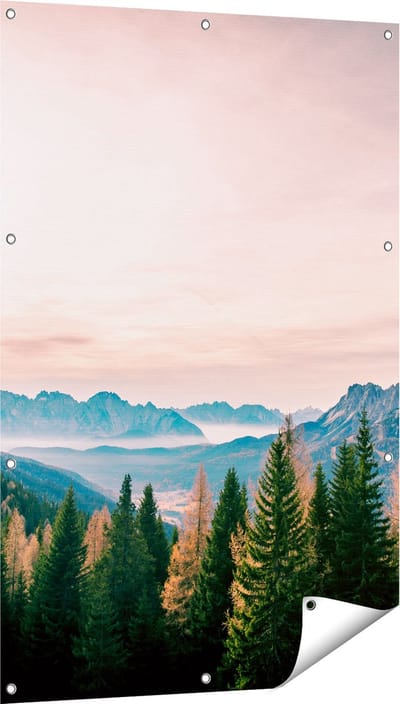 Gards Tuinposter Bos met Bomen bij Bergen Landschap - 80x120 cm - Tuindoek - Tuindecoratie - Wanddecoratie buiten - Tuinschilderij