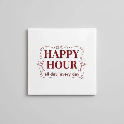 Happy Hour de Hele Dag Tegel 15x15 cm – Leuke Cocktail Quote Keramische Decoratieve Tegel voor Bar & Keuken