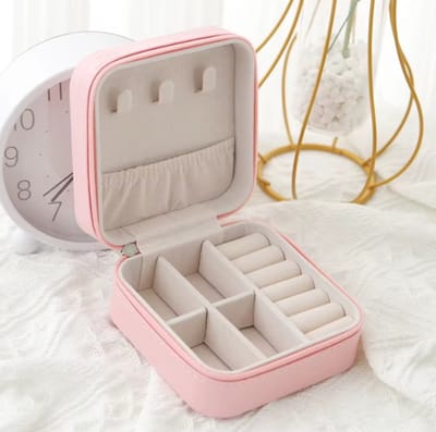 Sieradendoosje - juwelendoosje - opbergdoosje - reisformaat - organiser - sieraden etui - travel case - ring - ketting - oorbellen - klein