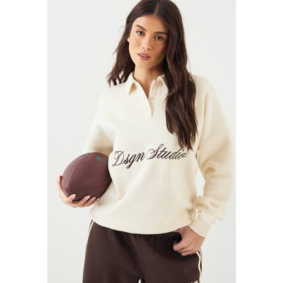 Dames DSGN Studio Script Rugby Kraag Sweatshirt | Creme | Maat: XS