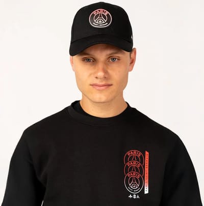 PSG logo cap zwart - Officieel PSG product - Paris Saint-Germain pet - 58 cm