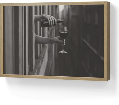 Wandlamp 60x40 cm - Oplaadbaar - Wijnfles - Glas - Handen - Raam - Wandlampen binnen woonkamer - Slaapkamer lamp - Decoratieve nachtlamp - Vloerlamp draadloos