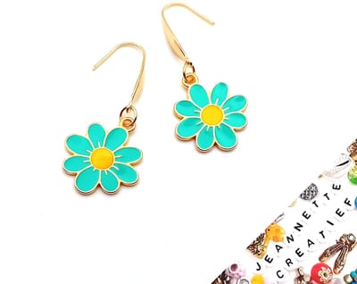Jeannette-Creatief® - Bloemen - Oorbellen Bloemen Turquoise - Turquoise Oorbellen - Oorbellen met Bloemen - Moederdag