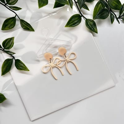 2 Love It Strikjes - oorbellen - zalm - polymeerklei - handgemaakt