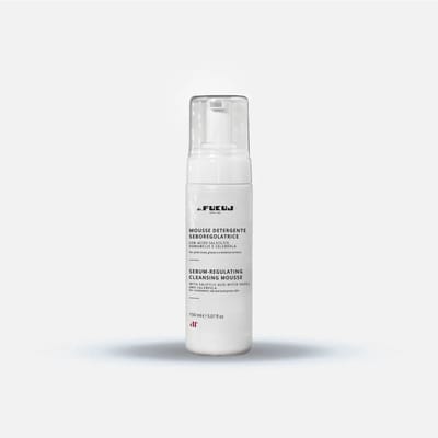Italiaanse luxe merk Talg regulerende mousse gezicht reiniger - Salicylzuur - Hamamelis - malva 150ml