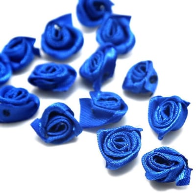 Dailygoods- Kunstbloemen 100 Stuks - Kleine Rozenkoppen - Satijnen Rozen - Decoratieve Bloemen - DIY Accessoires - Bruiloft/Feest Decoratie