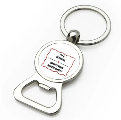 Akyol - this grandma is loved by me flesopener - Oma - iemand die houdt van zijn oma - verjaardag - cadeautje voor oma - oma artikelen - kado - geschenk - 9 bij 3 cm