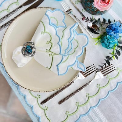 Linnen Servetten - Stoffen Servetten - Tafel Decoratie - Handgeborduurde Rand - 40 x 40 cm - Blauw Groen