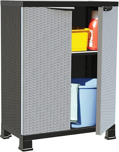 Tuinkast met deuren - Gereedschapsschuur kunststof - Orde scheppen buiten - Afsluitbaar met hangslot - 68x39x92 cm - Rotan-design