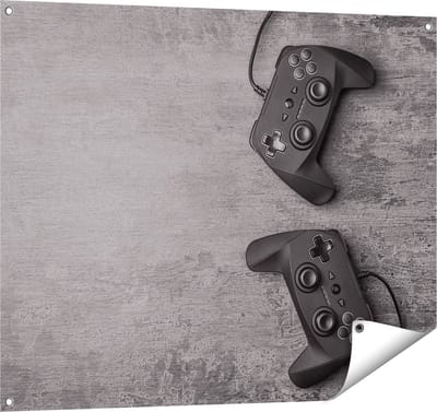 Gards Tuinposter Twee Game Controllers op Tafel - Gaming - 100x80 cm - Tuindoek - Tuindecoratie - Wanddecoratie buiten - Tuinschilderij