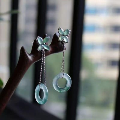 Nieuw in Elegante Klassieke Stijl oorbellen Natuurlijke IJs Jade Chalcedoon Ronde Vlinder oorbellen voor vrouwen Verlovingssieraden gray