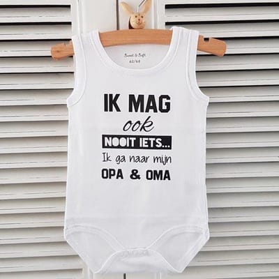 Baby Rompertje met tekst jongen meisje opa en oma |  ik mag ook nooit iets ik ga naar mijn opa en oma | korte mouw mouwloos | wit zwart | maat 74-80