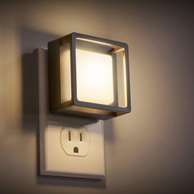LED Nachtlamp Set - Inbouw Nachtverlichting met Dagtotdonker Sensor - Dimbaar en Instelbare Helderheid - Voor Badkamer, Gang, Slaapkamer - Kinderkamer Nachtlamp - Voor Gezinnen met Kinderen - Nachtlampje - Zacht Wit - 2 Stuks