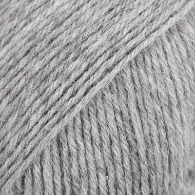 DROPS Fabel Uni Colour - 115 lichtgrijs - Wol Garen